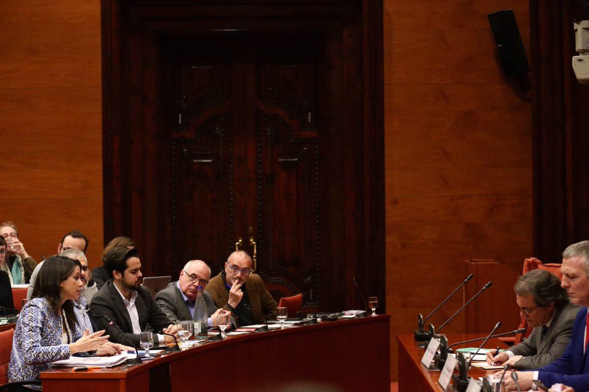 InesArrimadaspreguntaaArturMasporlafinanciacionilegaldeCDC