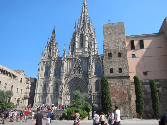 La CUP de Barcelona reclama expropiar la Catedral de Barcelona per la seva 