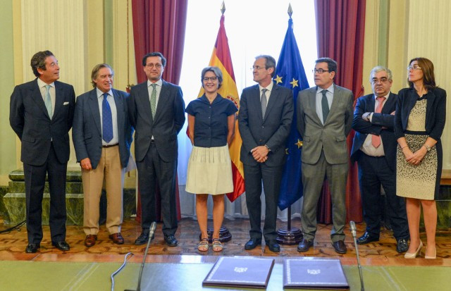 CaixaBank i Agricultura signen un acord per impulsar la competitivitat del sector