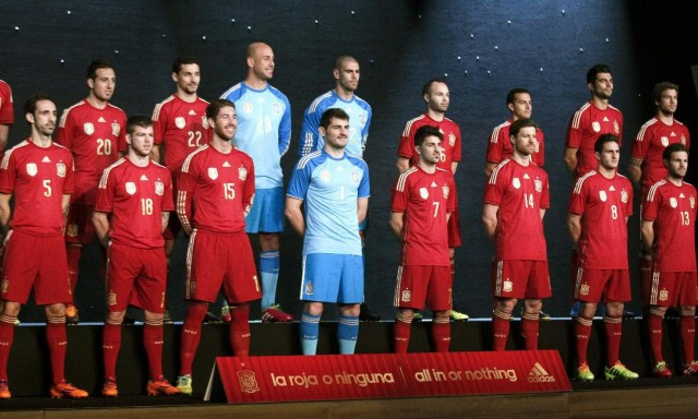 Equipacion seleccion 1