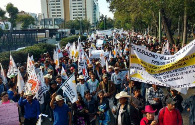 Guatemala: Quan els despullats de CODECA desalambran la finca
