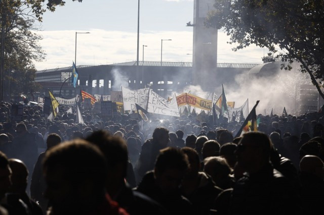 Els taxistes plantegen convocar una vaga indefinida a partir de dimarts