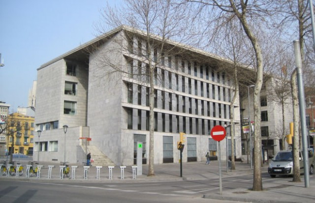 Condemnat a pagar una multa el matrimoni que va conviure un mes amb el cadàver del seu fill