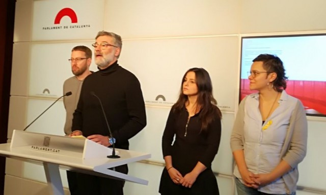 La CUP inicia una campanya per restituir les lleis suspeses pel Constitucional