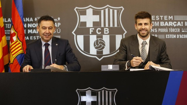 Piqué renova amb el FC Barcelona fins al 2022