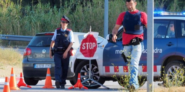 Mossos control 1 1