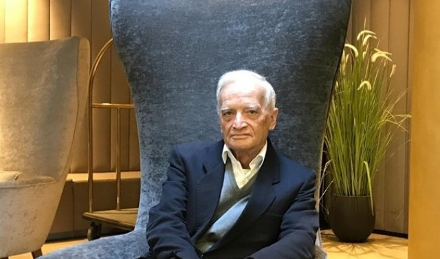 Luis goytosolo foto