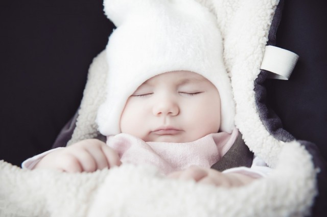 Sis anys de dormir a mitges: això t'espera si ets pare o mare primerenca
