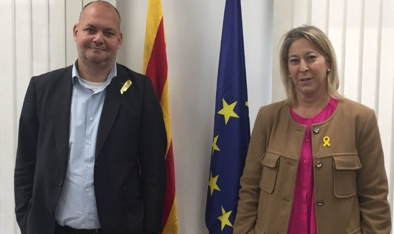 Neus munte carles agust pdecat primarias barcelona