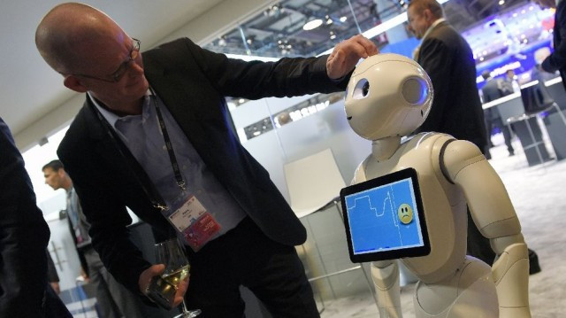 Robot pepper ibm mwc