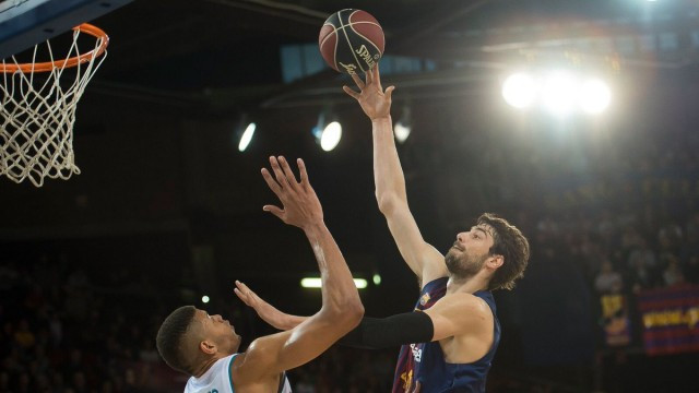 Pessic torna la confiança al Barça i aconsegueix la victòria del derbi
