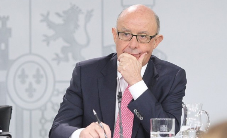 Cristóbal Montoro es dóna de baixa com a afiliat del Partit Popular després de la seva imputació