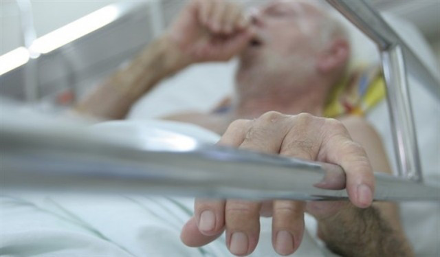 La despenalització de l'eutanàsia segueix el seu curs amb el vot en contra del PP