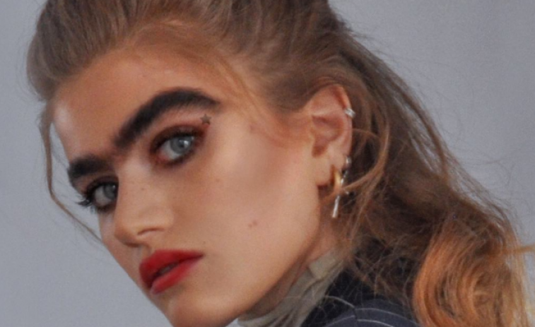 Sophia Hadjipanteli, la model cellajunta que posa en dubte els cànons de bellesa