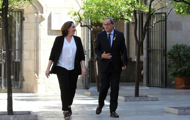 Colau demana a Torra superar un període 