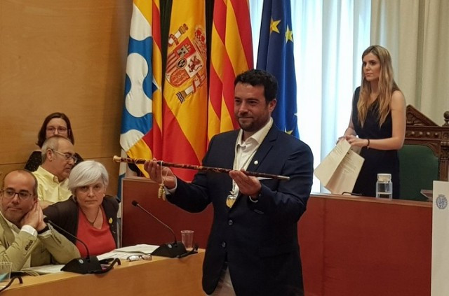 Els Mossos detenen a l'alcalde de Badalona begut per un atemptat contra l'autoritat