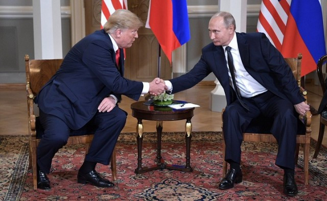 Putin trump kremlin 16072018