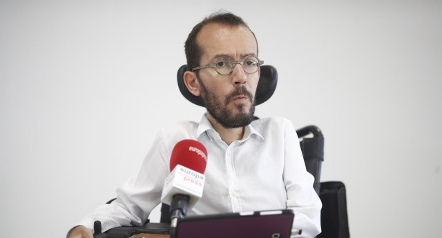 Echenique urgeix el Govern a deixar de vendre armes a l'Aràbia Saudita i critica Celaá