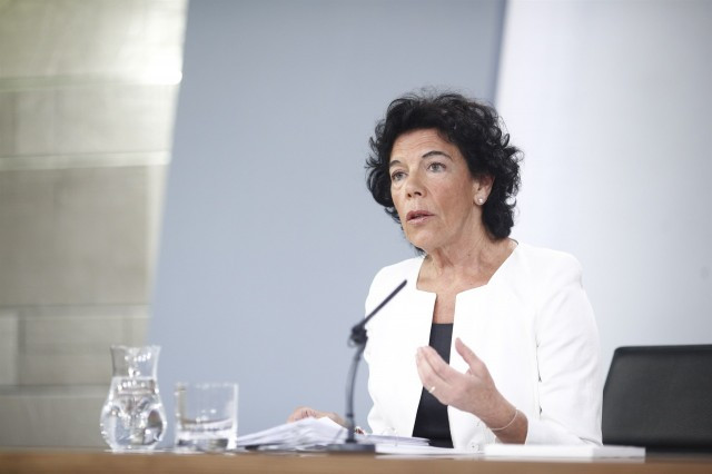 La ministra d'Educació posa en dubte l'informe Alta Inspecció sobre l'adoctrinament a Catalunya