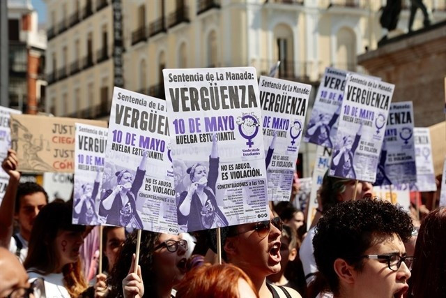 Detingut per abusar d'una nena de 11 anys a Blanes (Girona)