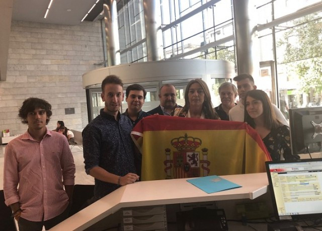 Bandera espaa delegacin gobierno girona 05102018