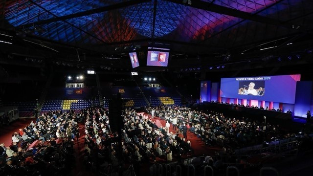 L'Assemblea del Barça confirma entre esbroncades a Marta Plana a la Junta Directiva