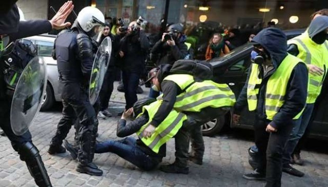 ChalecosamarillosenBruselas