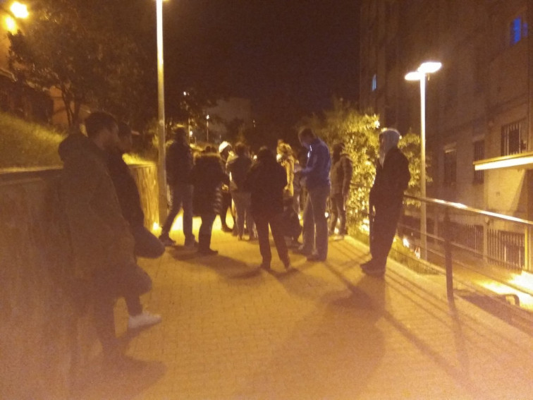Veïns denuncien que el Sabadell va tapiar un habitatge amb tres menors dins a Ciutat Meridiana