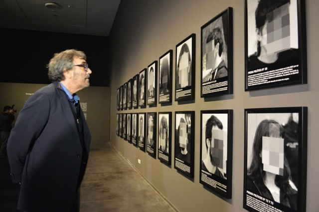 Tatxo Benet insisteix amb l'exposició dels polítics presos a la fira Arco