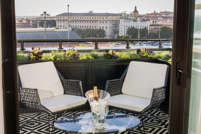 HotelOnlyYouAtocha