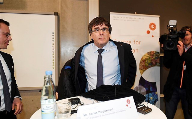 La clàusula de la sentència del TUE que impedeix el retorn de Puigdemont a Espanya