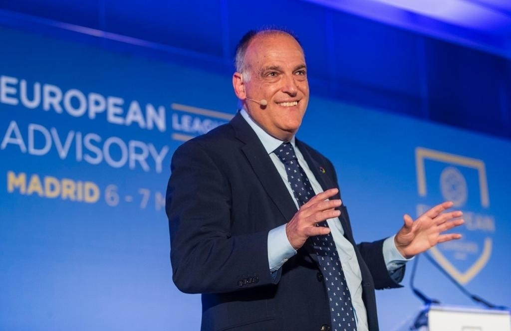 Javier Tebas se dirige a la audiencia