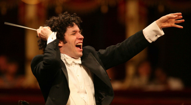 GustavoDudamelcerrarelcicloPalau100conlaSegundadeMahler