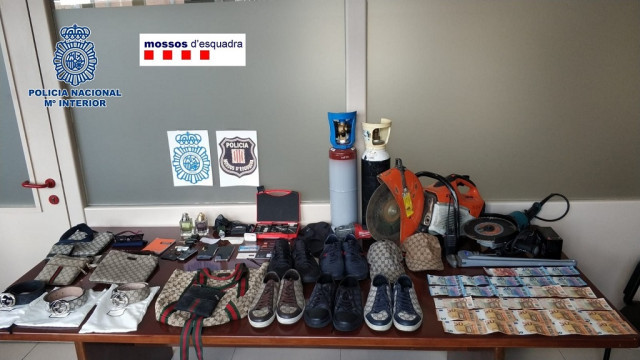 Detenidosdosintegrantesdeungrupocriminalalqueseleatribuyenrobosporvalordeunmillndeeurosen6meses