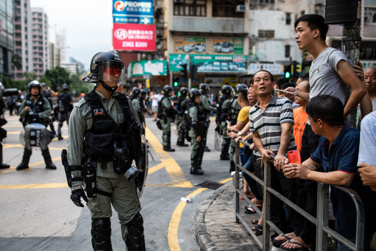 Prohibeixen les protestes a l'aeroport de Hong Kong