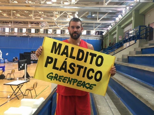 Marc Gasol se suma a la lluita contra el 'Maleït plàstic'