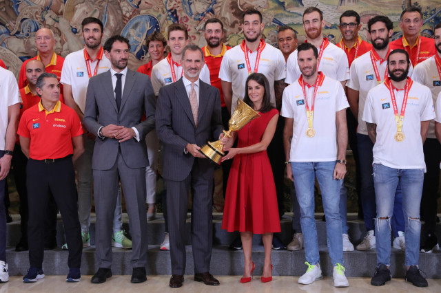 AudienciadelosReyesFelipeyLetiziaalaseleccinnacionaldebaloncesto