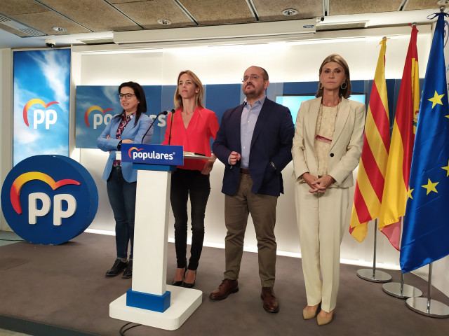 AnaVzquezCayetanalvarezdeToledoAlejandroFernndezyLlanosdeLunaPP