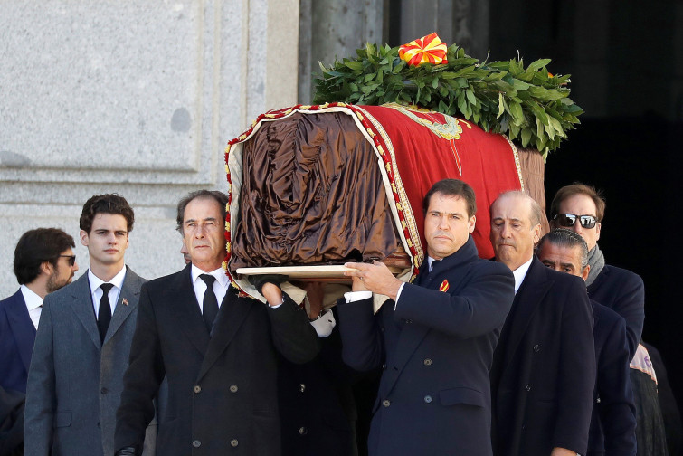 Franco torna al Pardo 44 anys després de la seva mort