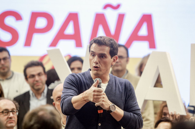 Rivera rebutja la il·legalització de partits nacionalistes defensada per Cs a Madrid