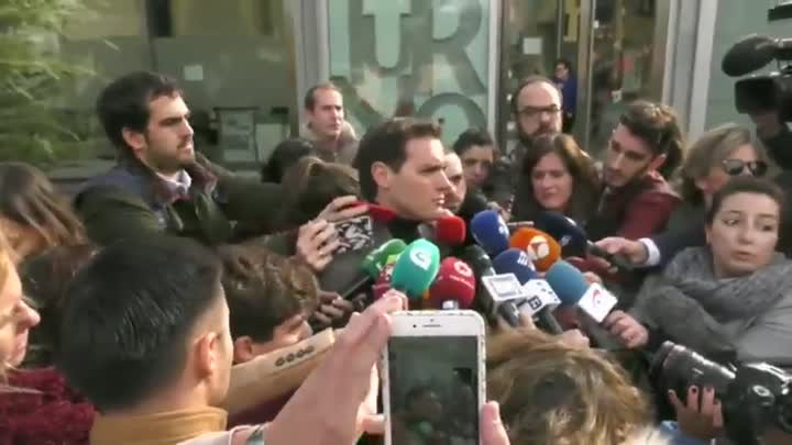 Rivera demana als 