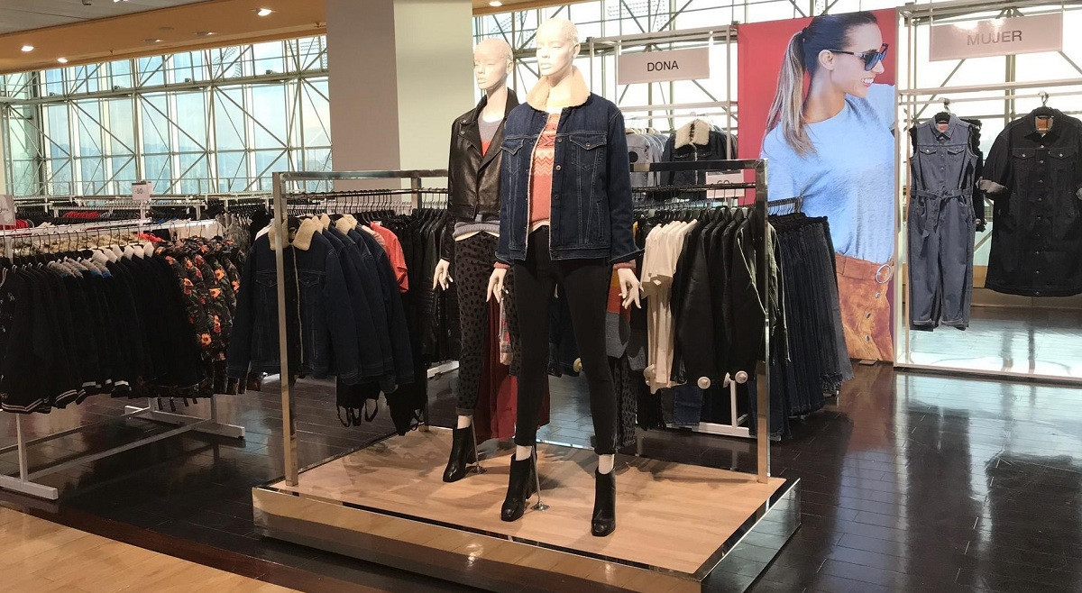 OUTLET El Corte Inglés. Fotos (1)