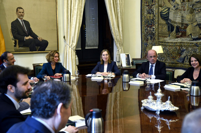 ReuninMesadelCongresoimagendearchivo
