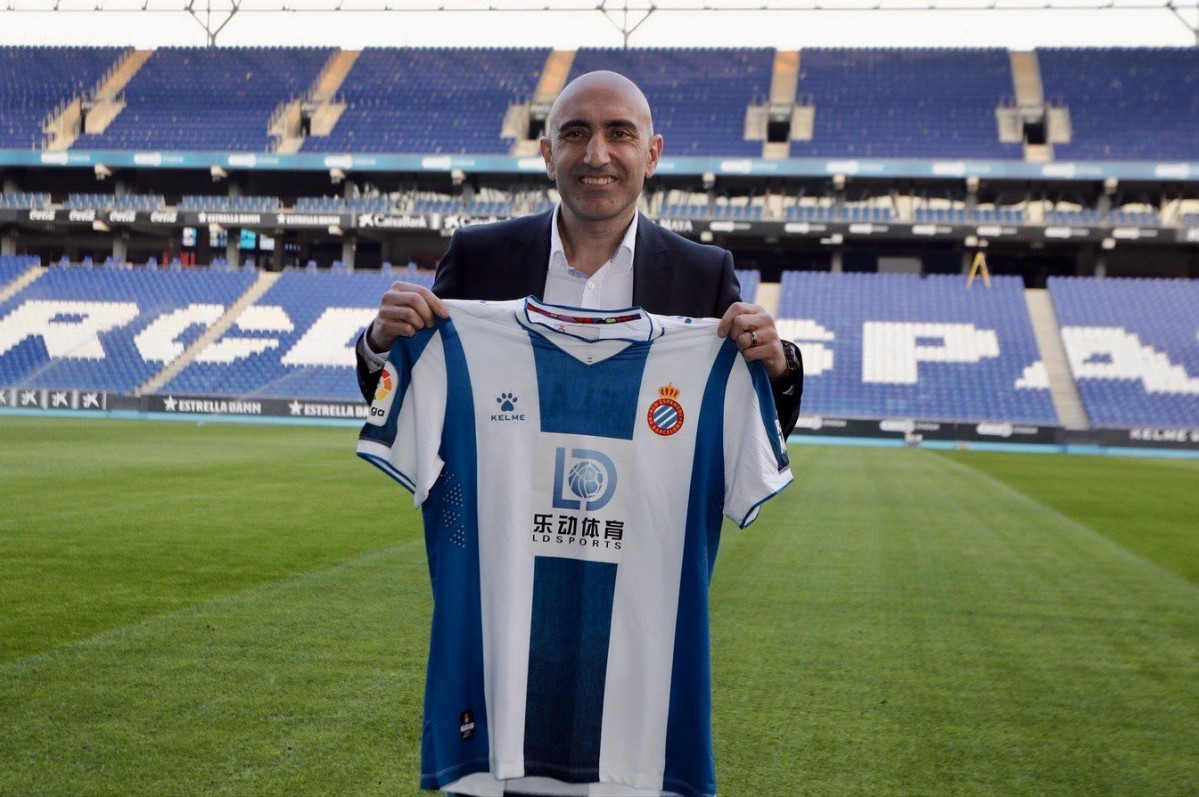 Abelardo Fernández, presentado como entrenador del RCD Espanyol