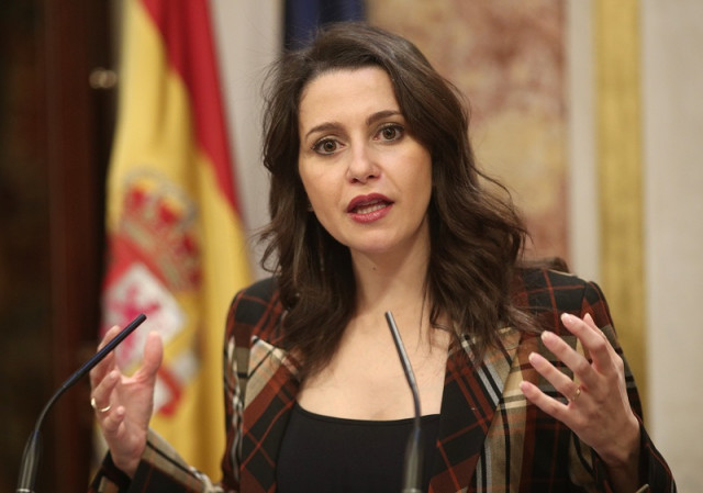 InsArrimadasenelplenodeinvestidura