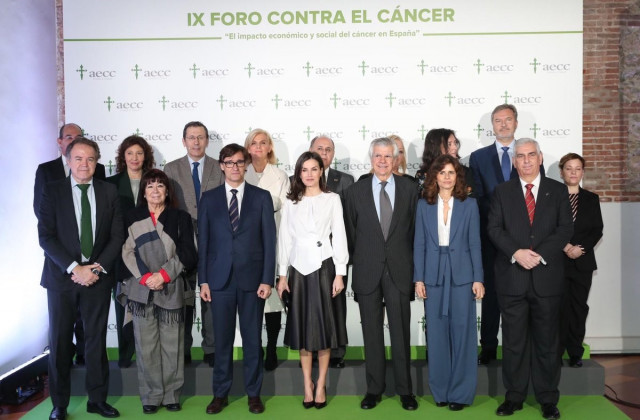 ActoorganizadoporlaAECCporelDaMundialContraelCncer