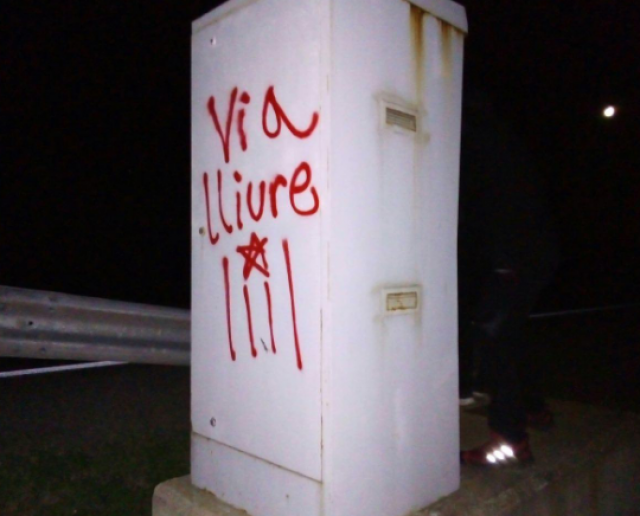 El vandalisme independentista ataca ara els radars de trànsit