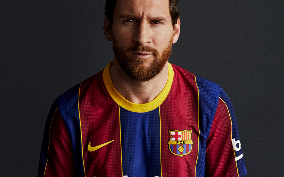 Messi con la nueva equipación del Barcelona