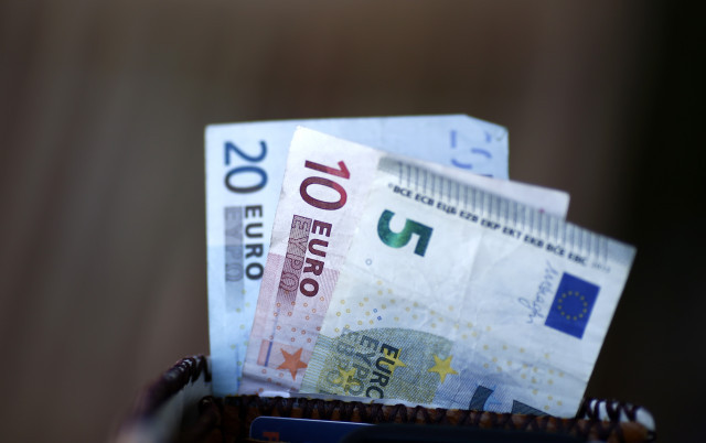 L'economia catalana pateix una forta davallada i cau un 21,3% interanual en el segon trimestre