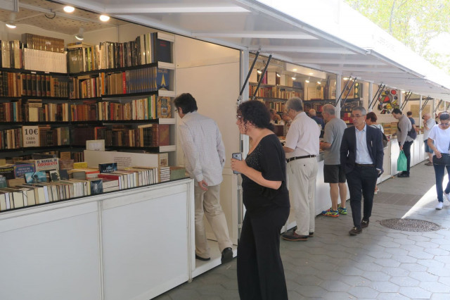 Libros69FeriaLibroocasinStands